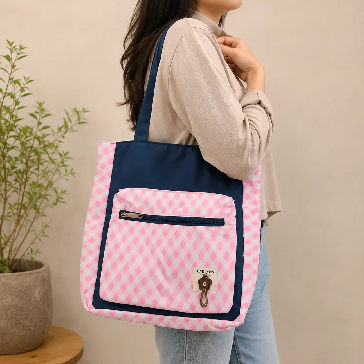 Premium Quality Ladies Tote Bag | Lightweight Shoulder Bag with Front & Inner Zip Pocket